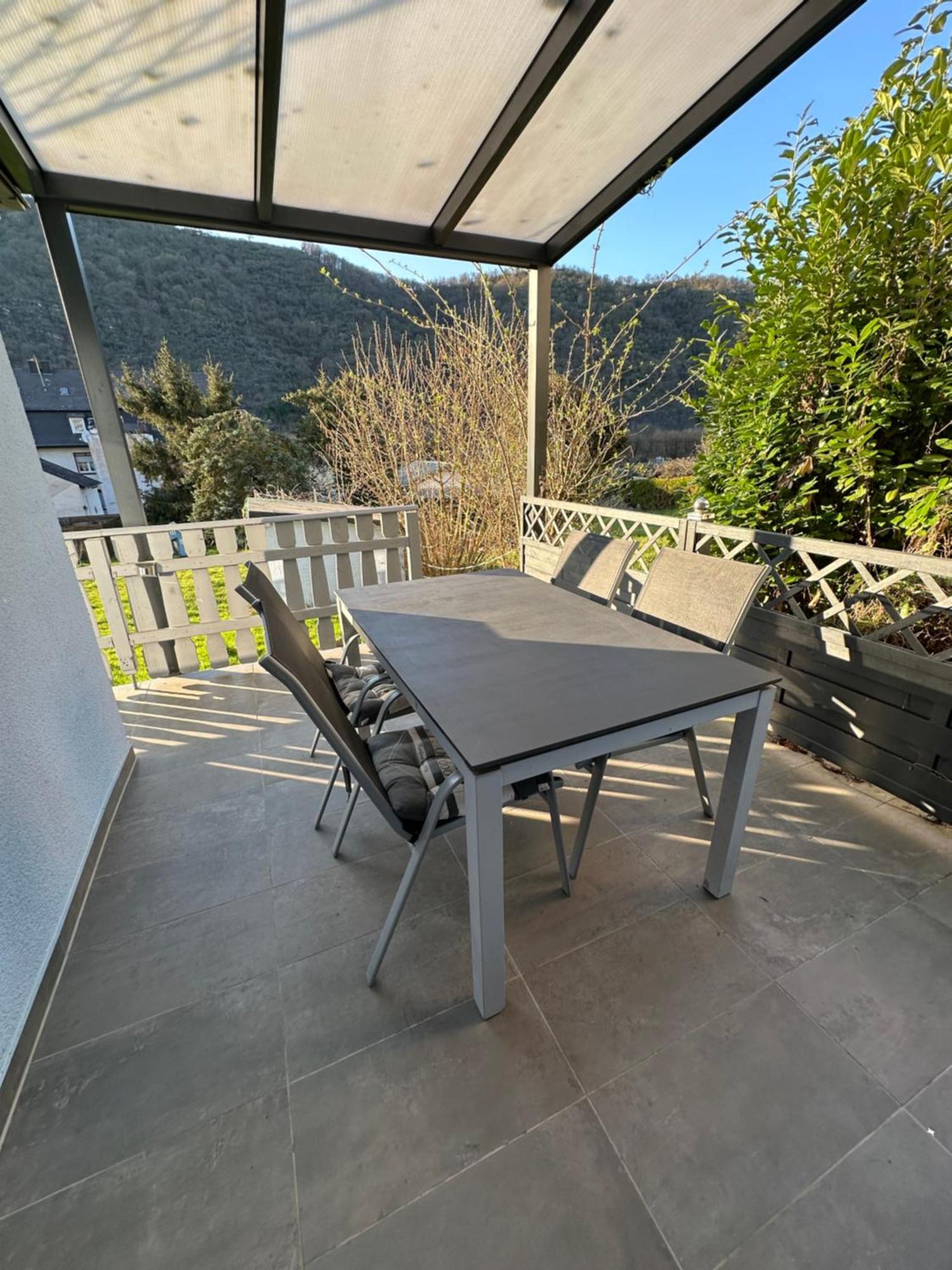 Ferienhaus Leopold mit Mosel- und Burgblick Burgen  Exterior foto